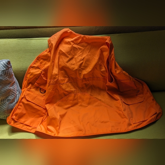 COPY - Orange neon vest with zipper and pockets for men size medium or large - Picture 4 of 8